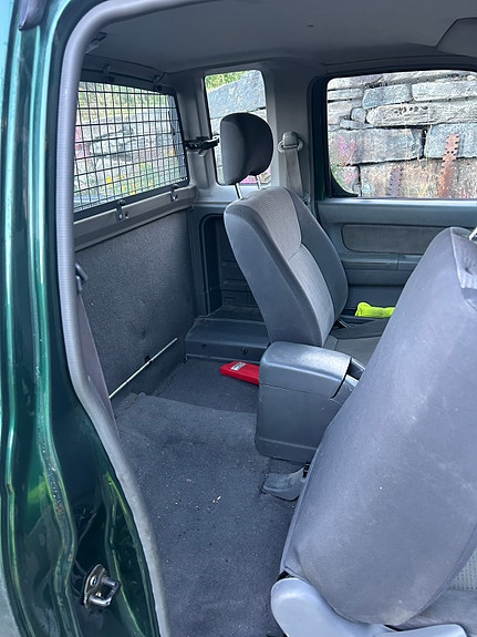 Nissan King Cab 11 of 12