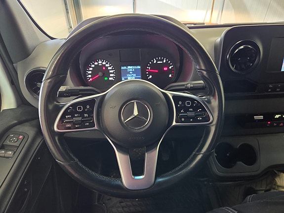 Mercedes-Benz Sprinter 516 15 of 22
