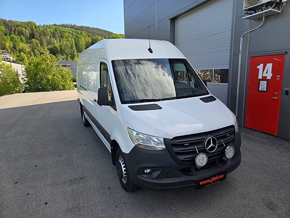 Mercedes-Benz Sprinter 516 3 of 22