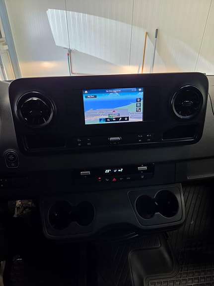 Mercedes-Benz Sprinter 516 16 of 22