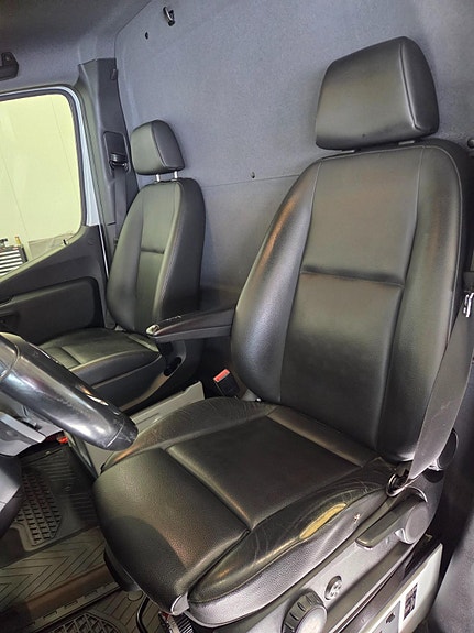 Mercedes-Benz Sprinter 516 19 of 22