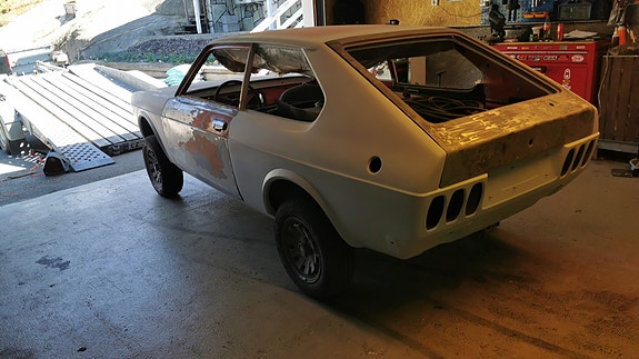 Fiat 128 10 of 16
