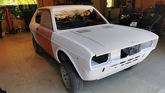 Fiat 128 3 of 16