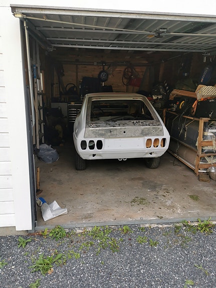 Fiat 128 2 of 16