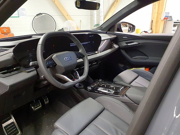 Audi Q6 e-tron 11