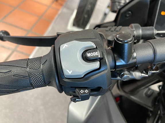 Suzuki GSX-8R Tilbud utstillingsmodell 15 of 30