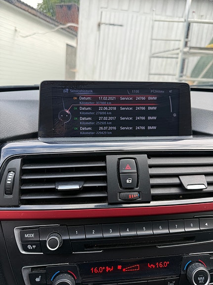 BMW 320d 27 of 29