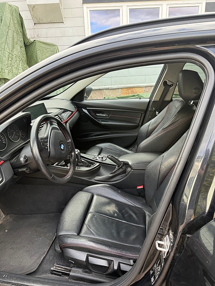 BMW 320d 12 of 29