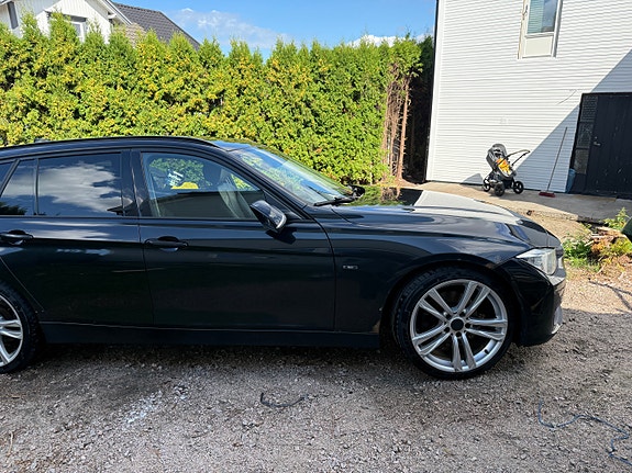 BMW 320d 3 of 29