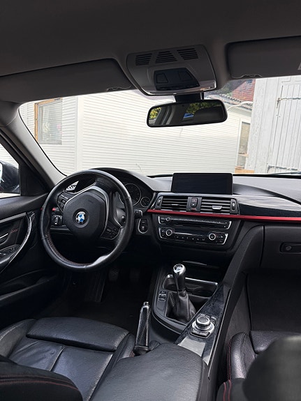 BMW 320d 22 of 29