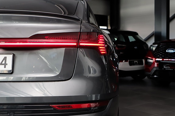 Audi e-tron Sportback 11 of 30