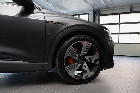 Audi e-tron Sportback 16 of 30