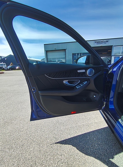 Mercedes-Benz C300 de 20 of 30