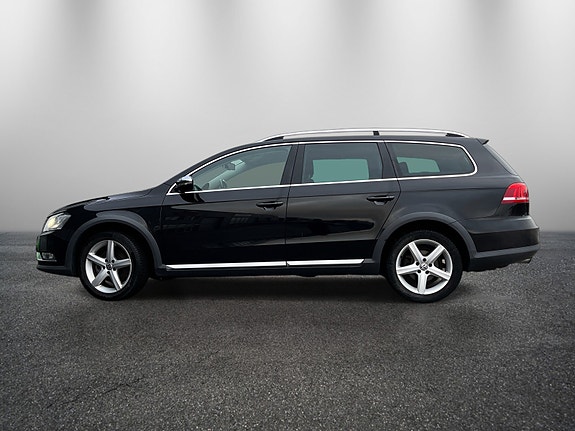 Volkswagen Passat Alltrack 8 of 27