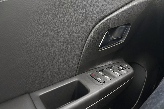 Opel Corsa 17 of 24