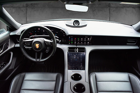 Porsche Taycan 4 23 of 30