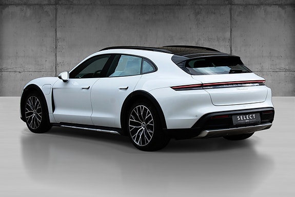 Porsche Taycan 4 13 of 30