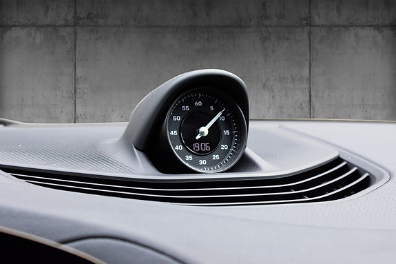 Porsche Taycan 4 24 of 30