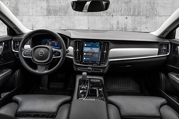 Volvo V90 15 of 30