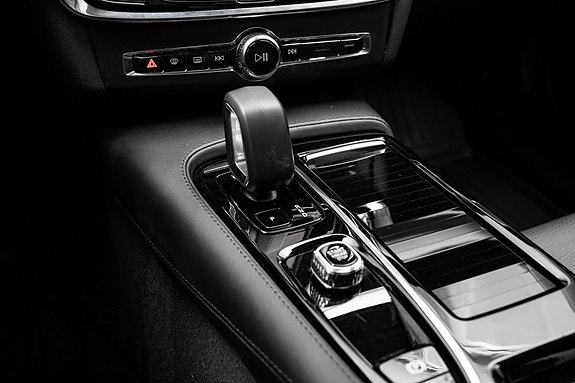 Volvo V90 22 of 30