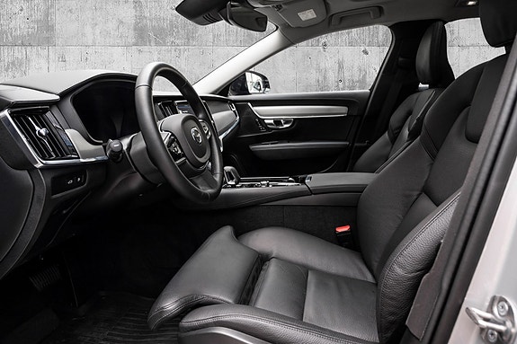 Volvo V90 12 of 30