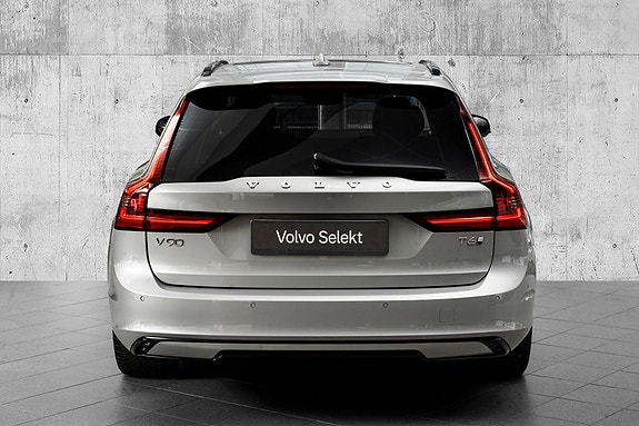 Volvo V90 8 of 30