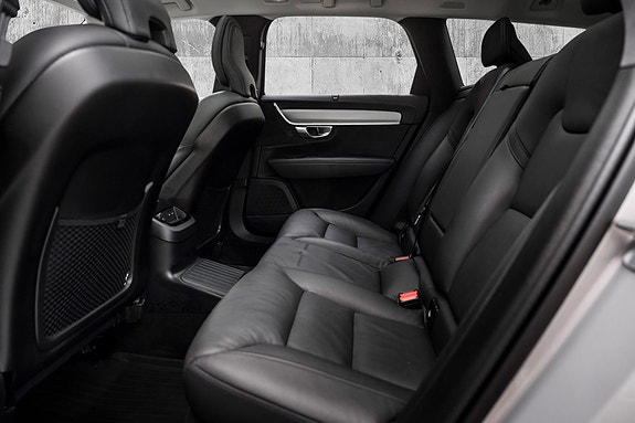 Volvo V90 13 of 30