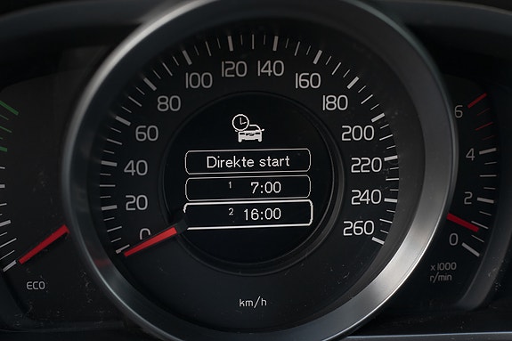 Volvo V40 21 of 30