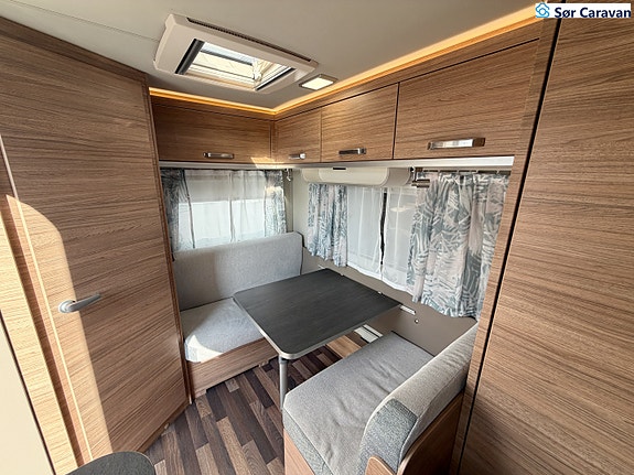 Weinsberg CaraOne 390 QD 9 of 18