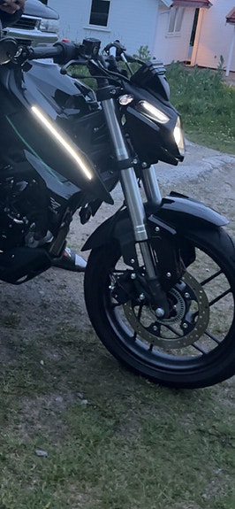 VOGE 125 R 6 of 8