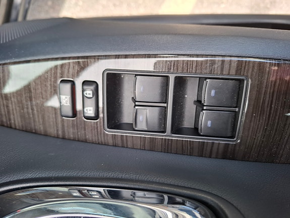 Toyota Avensis 14 of 16