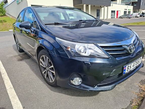 Toyota Avensis 3 of 16