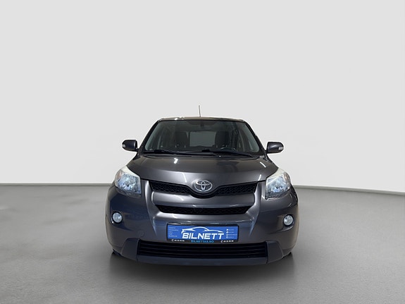 Toyota Urban Cruiser 2 of 25