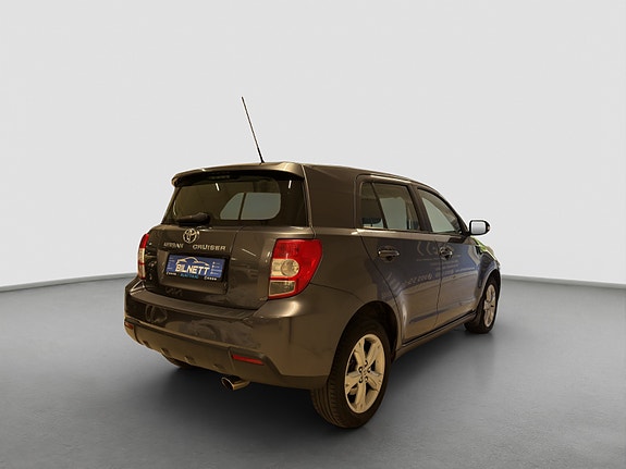 Toyota Urban Cruiser 4 of 25