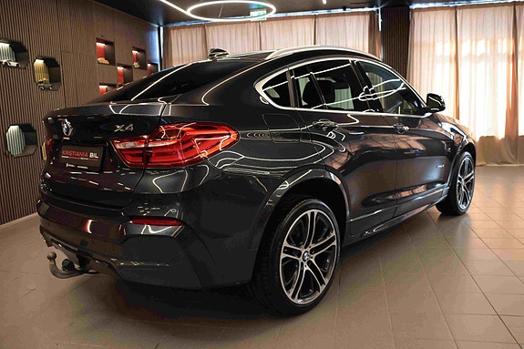 BMW X4 8 of 30
