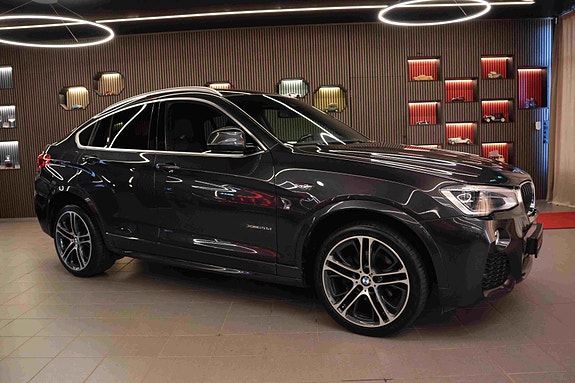 BMW X4 2 of 30