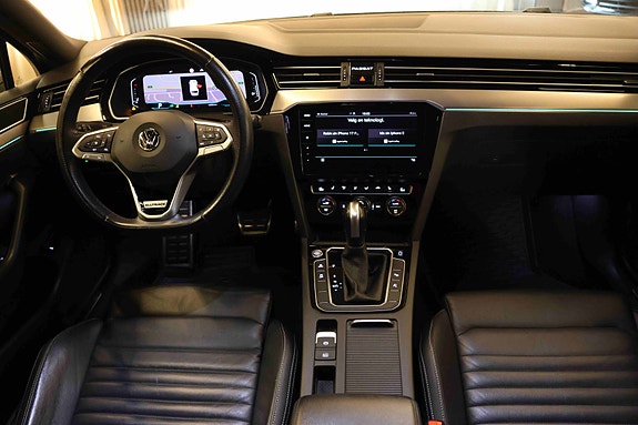 Volkswagen Passat Alltrack 15 of 30