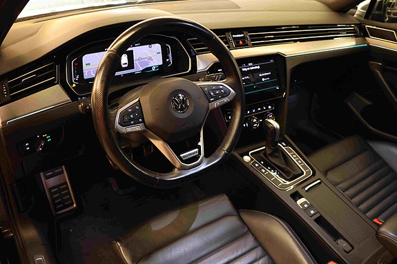 Volkswagen Passat Alltrack 24 of 30