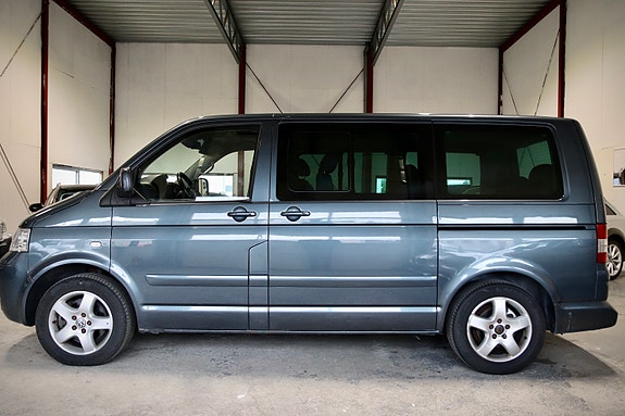 Volkswagen Multivan 5 of 30