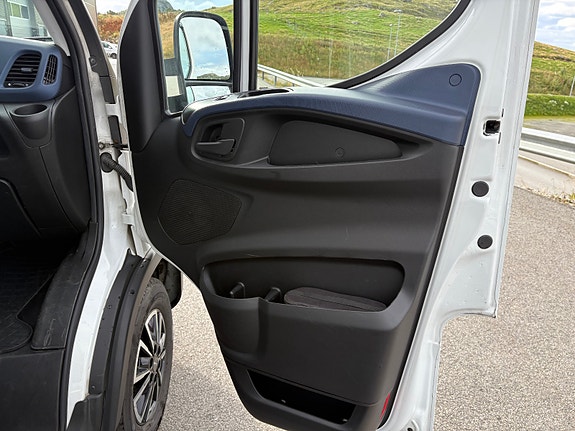 Iveco Daily 12 of 30