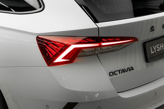 Skoda Octavia RS 11 of 30