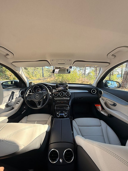 Mercedes-Benz C180 13 of 15