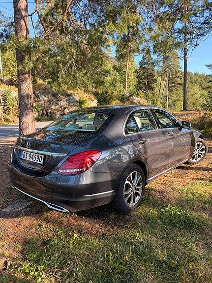 Mercedes-Benz C180 6 of 15