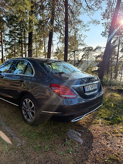 Mercedes-Benz C180 7 of 15