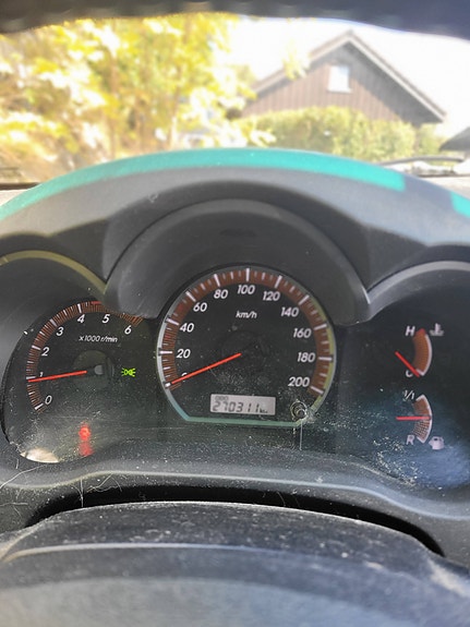 Toyota HiLux 10 of 10