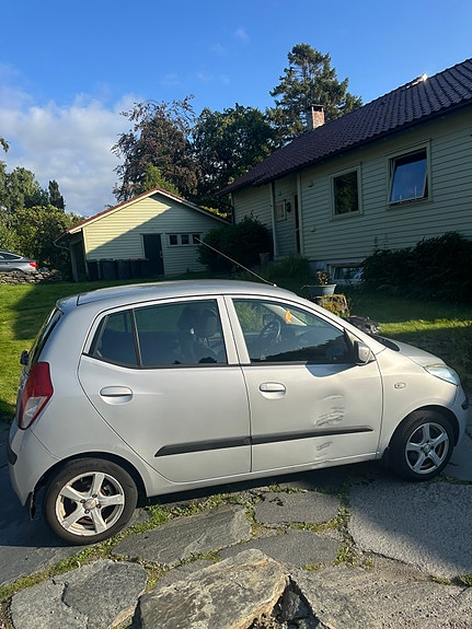 Hyundai i10 6 of 10