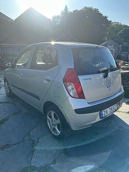 Hyundai i10 3 of 10