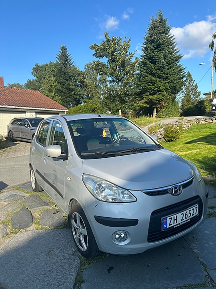 Hyundai i10 7 of 10