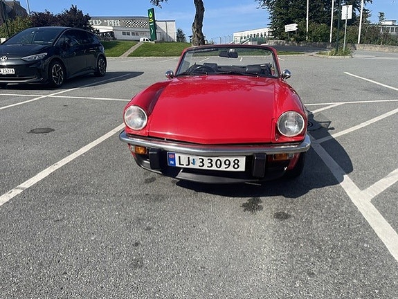 Triumph Spitfire 2 of 9