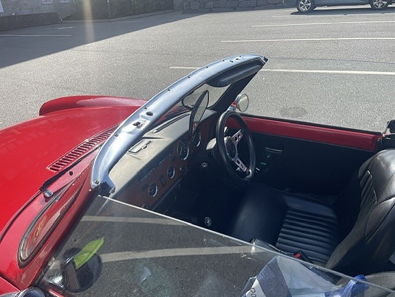 Triumph Spitfire 7 of 9